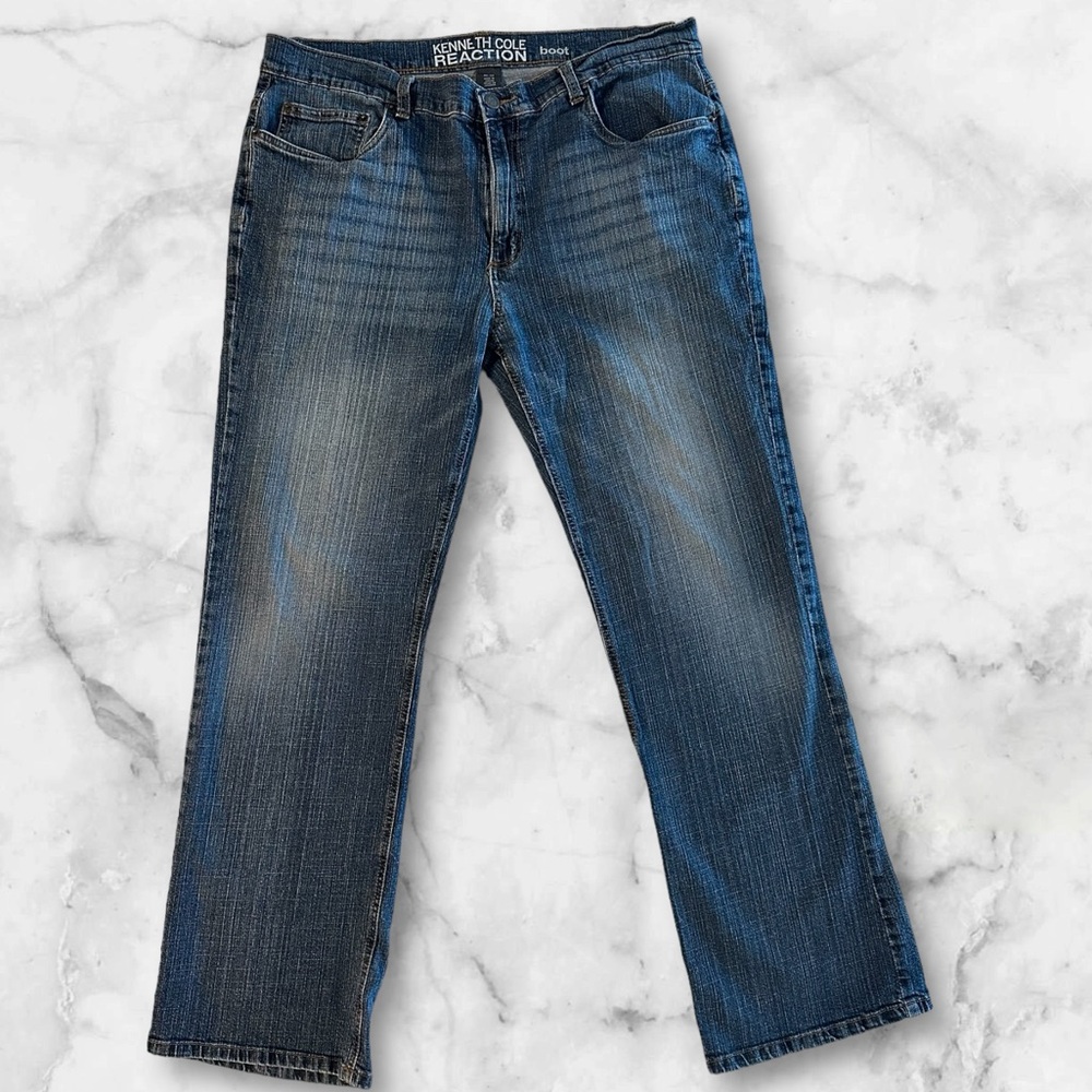 Kenneth Cole Reaction Bootcut Jeans size 38 - like NEW